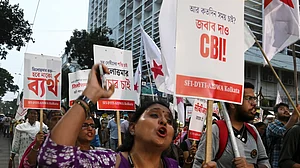 आरजी कर हत्याकांड की पहली बरसी: पीड़िता के माता-पिता के आह्वान पर कोलकाता में राज्य सचिवालय तक मार्च आज, सुरक्षा कड़ी