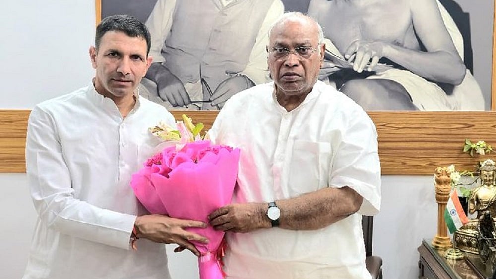 मध्य प्रदेशः कांग्रेस ने 71 जिला अध्यक्षों का ऐलान किया, गुना में जयवर्धन, छिंदवाड़ा में विश्वनाथ को जिम्मेदारी