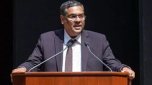 एक राष्ट्र-एक चुनावः समिति के समक्ष पेश हुए जस्टिस खन्ना, चुनाव आयोग को मिली ‘अनियंत्रित’ शक्तियों पर उठाया सवाल