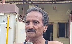 CM रेखा गुप्ता पर हमला करने वाले 'राजेश की मानसिक स्वास्थ्य स्थिर नहीं', जानें परिजन-पड़ोसी ने क्या बताया