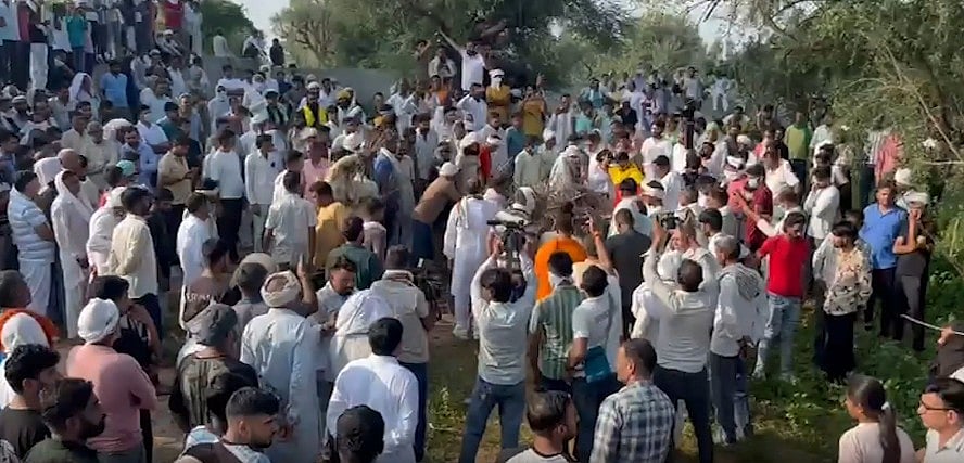 हरियाणा: भारी बवाल के बीच भिवानी में शिक्षिका मनीषा का हुआ अंतिम संस्कार, 3 बार हुआ पोस्टमार्टम, CBI करेगी जांच