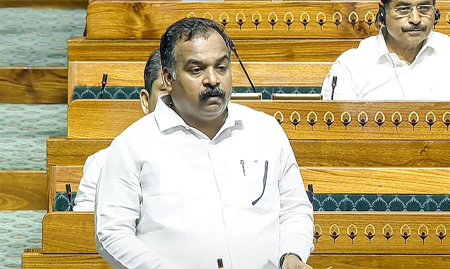 दिल्ली में प्रदूषण पर बहाना बनाना बंद करे सरकार, ठोस कदम उठाए: मणिकम टैगोर