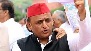 अखिलेश यादव का फेसबुक अकाउंट सस्पेंड, BJP पर बरसी समाजवादी पार्टी, कहा- ये लोकतंत्र पर हमला