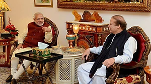 आकार पटेल / भारत की पाकिस्तान नीति : कभी नर्म-कभी गर्म, कभी दाएं-कभी बाएं