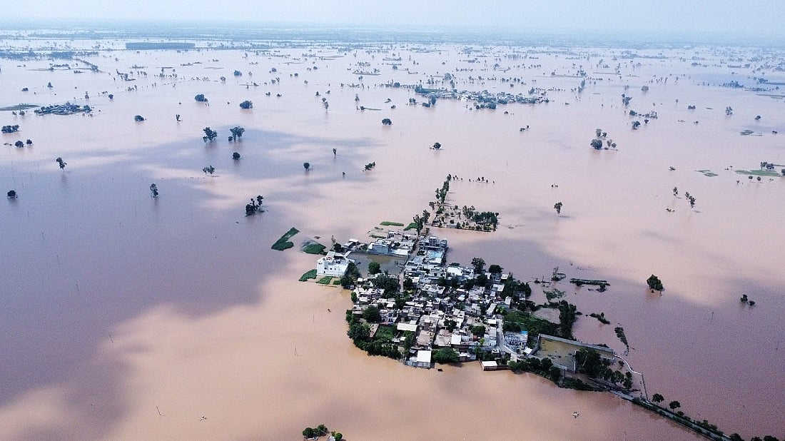 पंजाब में बाढ़ का भयावह रूप, रौद्र नदियां और लबालब बांध, मौसम की अति या लापरवाही का नतीजा!