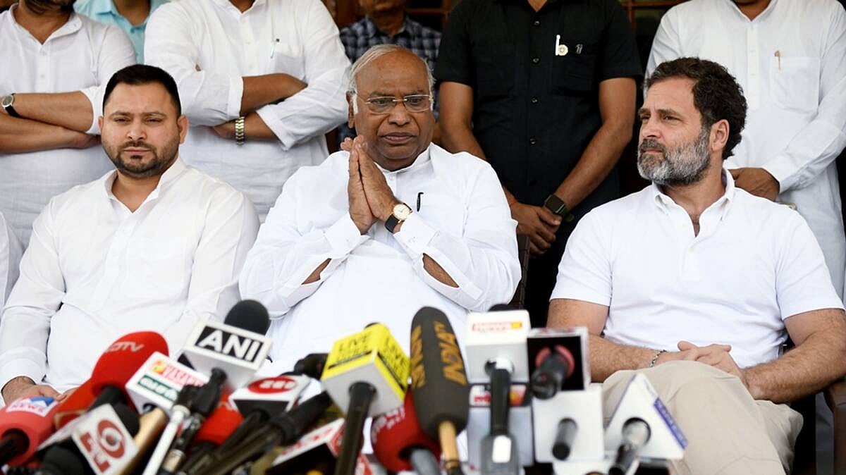 'भ्रष्टाचार के भीष्म पितामह' बन गए हैं नीतीश, तेजस्वी ने CM पर साधा निशाना, खड़गे बोले- मोदी को 'वोट चोरी' की आदत