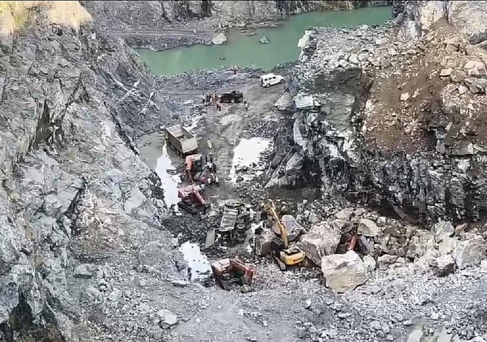राजस्थानः नीमकाथाना के कृष्णा माइंस में पहाड़ दरकने से तीन मजदूर फंसे, एक की मौत, बचाव अभियान जारी