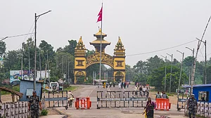 नेपाल में हिंसक प्रदर्शन के दौरान 13 हजार से अधिक कैदी फरार, जेल में झड़प में 5 किशोर कैदियों की मौत