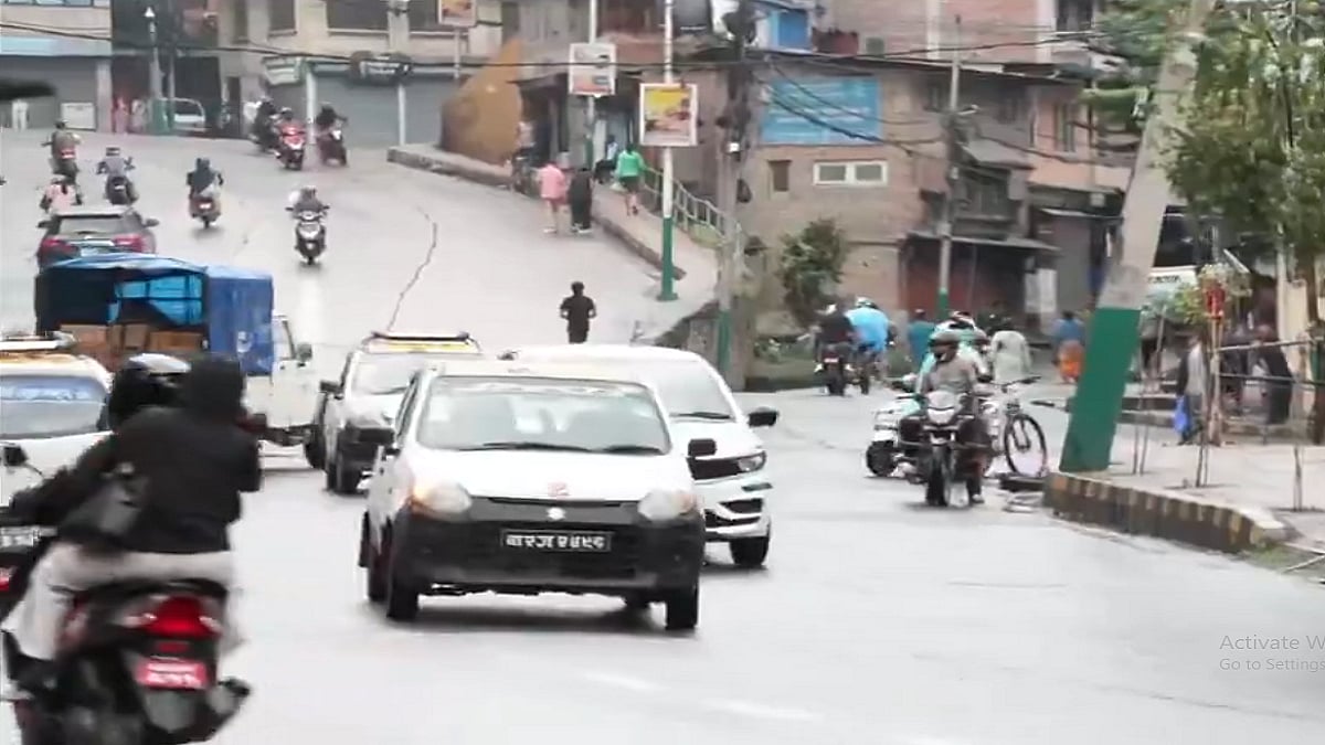नेपाल में हिंसक प्रदर्शनों के बाद सुधरे हालात, सुशीला कार्की के अंतरिम PM बनते ही काठमांडू की सड़कों पर लौटी रौनक