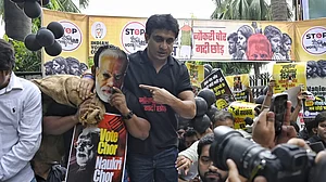 पीएम मोदी के जन्मदिन पर यूथ कांग्रेस ने ‘बेरोजगार दिवस’ मनाया, 'नौकरी चोर, गद्दी छोड़' के नारों से गुंजी दिल्ली