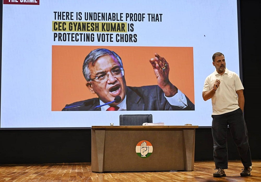वोटर लिस्ट से नाम हटाने को लेकर चुनाव आयोग ने बदला नियम, राहुल बोले- ज्ञानेश जी, हमने चोरी पकड़ी तब आपको ताला लगाना याद आया