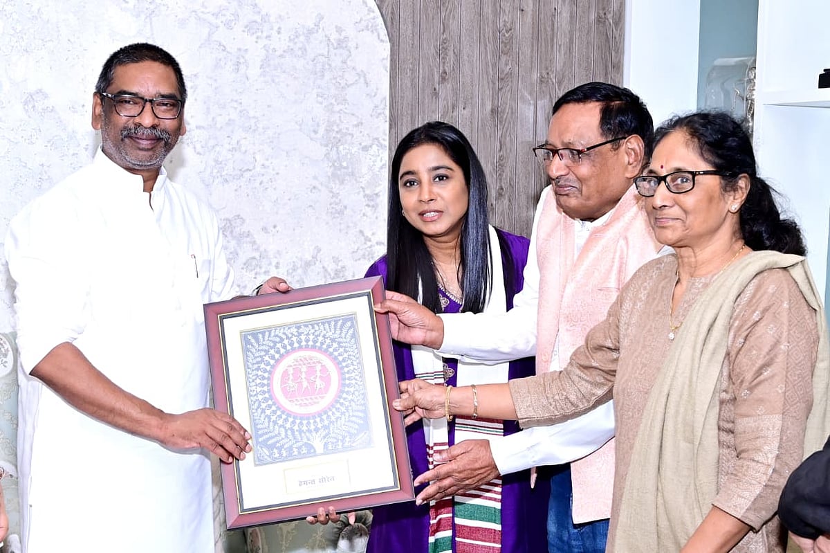 सिनेजीवन: सिंगर शिल्पा राव CM सोरेन से मिलीं और सूजी आंखों के साथ बादशाह ने तस्वीरें की पोस्ट