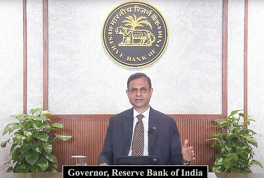 RBI ने रेपो रेट में नहीं किया कोई बदलाव, टैरिफ के कारण निर्यात को लेकर चिताएं बरकरार 