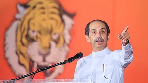 उद्धव ठाकरे ने अमीबा से की बीजेपी की तुलना, कहा- देश में न्याय के लिए लड़ना देशद्रोह बनता जा रहा है