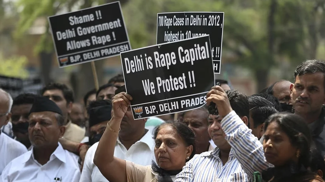 क्या पता कब दिल्ली दुनिया की रेप कैपिटल बन जाए और बीजेपी सरकार इसका जश्न मनाए!