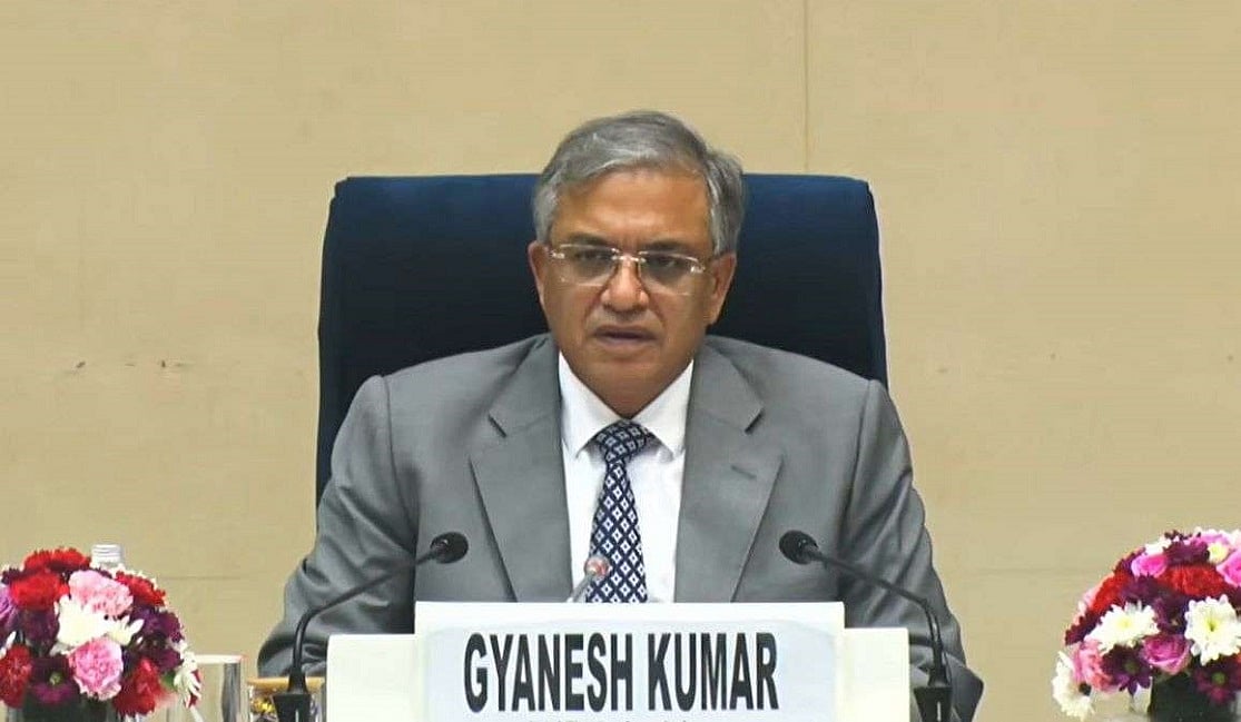 बिहार में दो चरण में होगा चुनाव, 6 और 11 नवंबर को डाले जाएंगे वोट, 14 नवंबर को मतगणना के बाद नतीजों का ऐलान