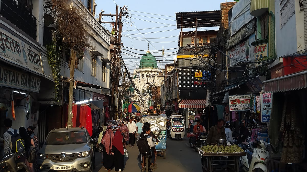 बरेली: फिज़ा में तारी उदासी और ज़हनों में तैरते सवाल
