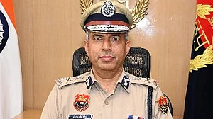 वाई पूरन कुमार केस: लंबी छुट्टी पर भेजे गए हरियाणा के DGP शत्रुजीत कपूर, ओम प्रकाश सिंह को अतिरिक्त प्रभार