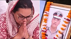 पोस्टमार्टम के बाद IPS वाई पूरन कुमार का चंडीगढ़ में अंतिम संस्कार हुआ, पत्नी ने जताई निष्पक्ष जांच की उम्मीद