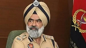 पंजाब के DIG हरचरण भुल्लर गिरफ्तार, CBI ने इस मामले में किया एक्शन, जानें क्या है मामला?