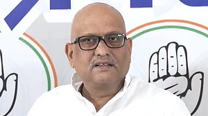 वाराणसी: मणिकर्णिका घाट पर तोड़फोड़ को लेकर अजय राय बोले- नास्तिक हैं BJP के लोग, काशी के लोग बहुत गुस्से में हैं