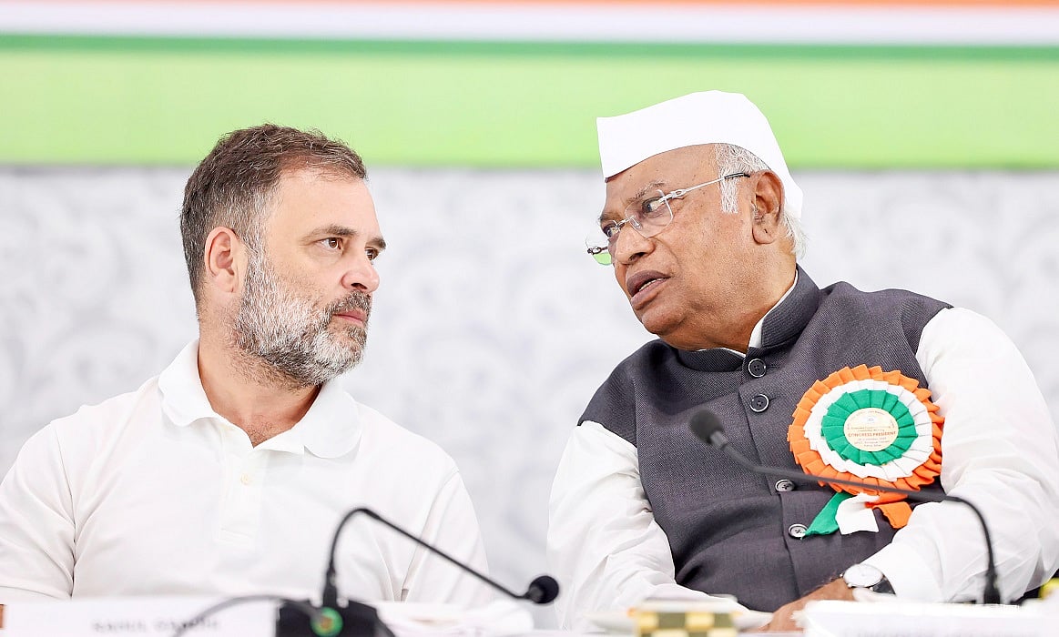 मल्लिकार्जुन खड़गे ने राष्ट्रीय युवा दिवस की शुभकामनाएं दी, राहुल गांधी ने स्वामी विवेकानंद को किया याद