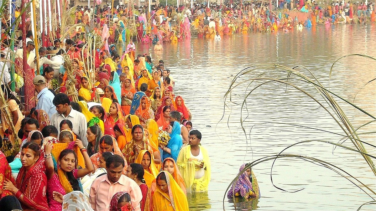 खड़गे, राहुल, प्रियंका समेत विपक्षी नेताओं ने छठ पूजा की दी शुभकामनाएं, सुख-समृद्धि की कामना की