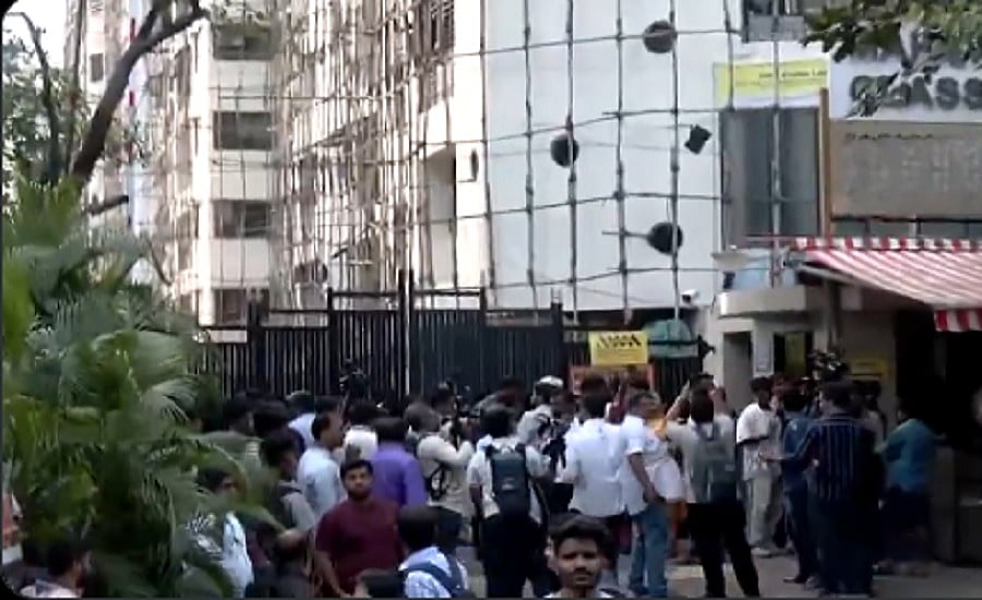 मुंबई के एक स्टूडियो में व्यक्ति ने 17 बच्चों को बंधक बनाया, पुलिस ने मुक्त कराया, आरोपी पकड़ा गया