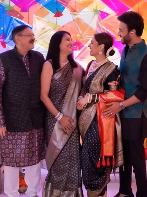 सिनेजीवन: जब आठ साल के लंबे इंतजार के बाद पर्दे पर आईं तब्बू और इमोशनल हुईं अंकिता लोखंडे