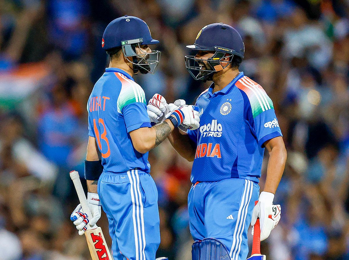 खेल: रोहित-कोहली को लेकर कोच दिनेश लाड का बड़ा दावा और स्टीव स्मिथ ने तोड़ा राहुल द्रविड़ का रिकॉर्ड