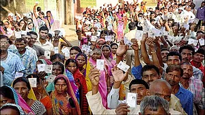 बिहार में जीते 243 विधायकों में से 130 पर आपराधिक मामले, 90 फीसदी करोड़पति, सिर्फ 12 प्रतिशत महिलाएं जीतीं