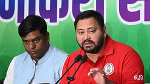बिहार: तेजस्वी और मुकेश सहनी ने दी मुख्यमंत्री नीतीश कुमार को बधाई, कहा- उम्मीद है नई सरकार अपना वादा पूरा करेगी