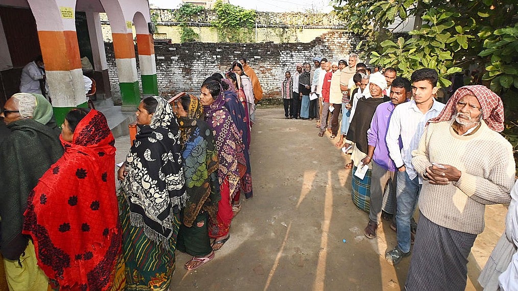 बिहार चुनाव के हैरान कर देने वाले नतीजों के निहितार्थ / दीपांकर भट्टाचार्य