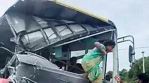तमिलनाडु में भीषण बस हादसा, दो सरकारी बसों की आमने-सामने की टक्कर में 12 लोगों की मौत, 40 से अधिक घायल