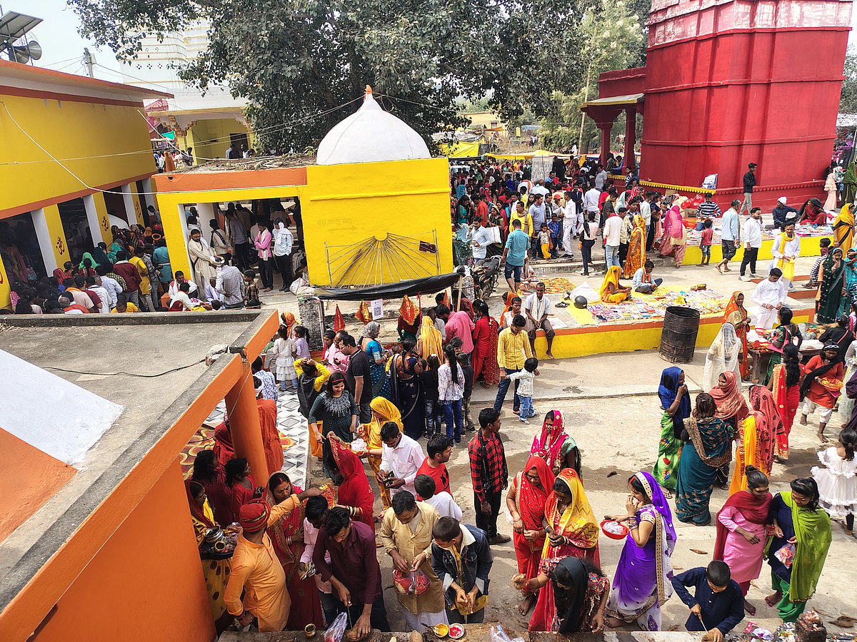 हे भगवान, तुम्हारे दर पर भी वीआईपी कल्चर!