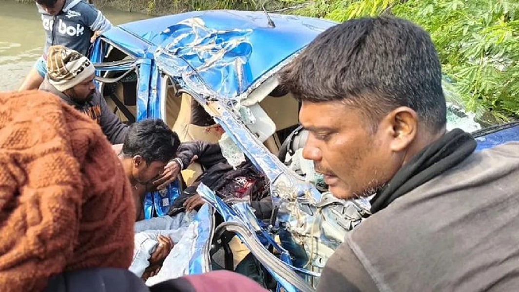 बंगालः संदेशखाली मामले का मुख्य गवाह सड़क हादसे में गंभीर रूप से घायल, बेटे और ड्राइवर की मौत