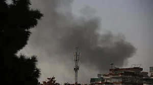 पाकिस्तानी हमले के बाद तालिबान का पलटवार, कुनार बॉर्डर पर भारी गोलीबारी से सहमे लोग