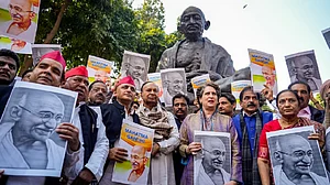 राम पुनियानी का लेखः मांग-आधारित मनरेगा की जगह आवंटन-आधारित जी-राम-जी, बीजेपी का असली चेहरा उजागर