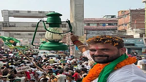 Year Ender 2025: वे नए चेहरे जिन्होंने सत्ता के गलियारों में मचाई हलचल, खींचा सबका ध्यान