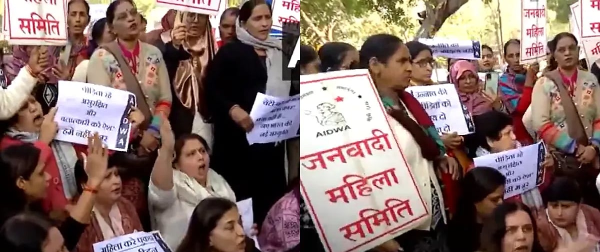 उन्नाव रेप केस: कुलदीप सेंगर को जमानत के खिलाफ दिल्ली हाई कोर्ट के बाहर जबरदस्त प्रदर्शन, 'फांसी दो' के लगे नारे 