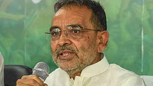 बिहारः उपेंद्र कुशवाहा को लग सकता है बड़ा झटका, पार्टी के 3 विधायक छोड़ सकते हैं साथ, खुलकर सामने आया अंतर्कलह