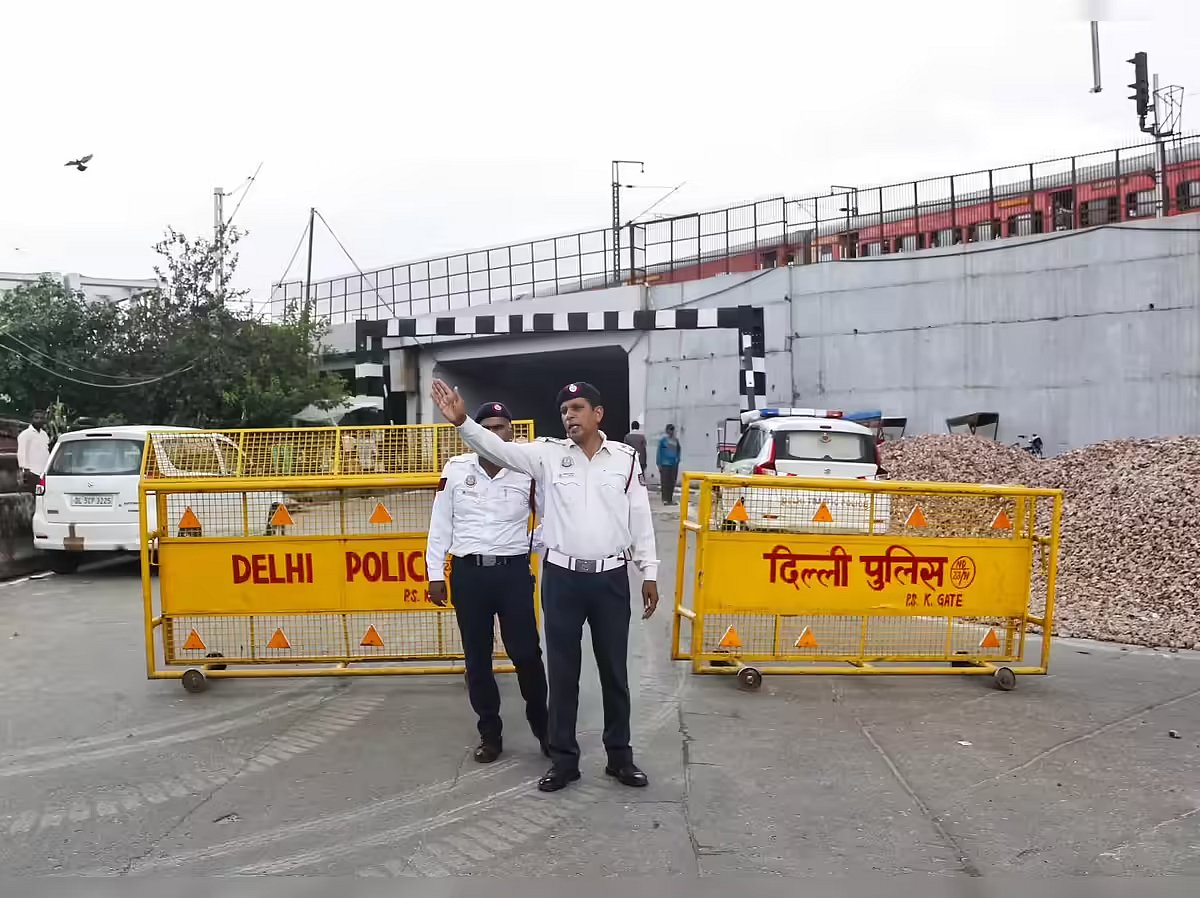 दिल्ली में आज से T-20 वर्ल्ड कप की शुरुआत, स्टेडियम जाने से पहले जान लें ट्रैफिक एडवाइजरी, कई रास्ते रहेंगे बंद