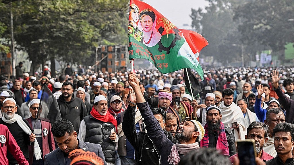 बांग्लादेश: ऐतिहासिक बोझ उतार फेंकने का समय 