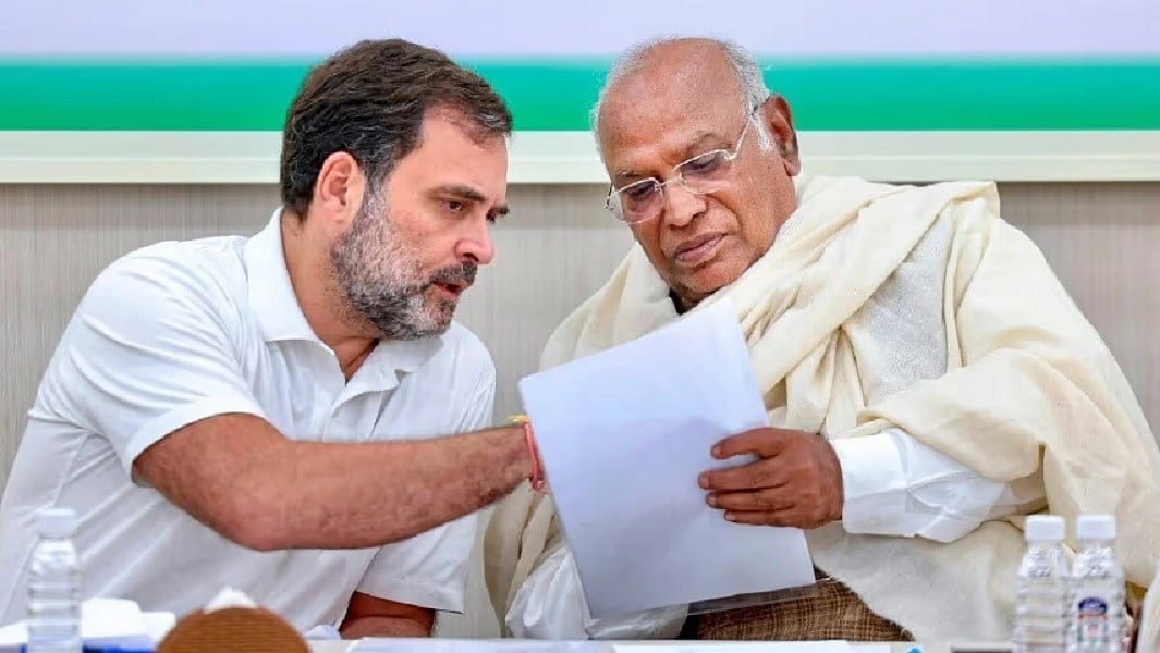 बड़ी खबर LIVE: कांग्रेस ने वासनिक और माकन को केरल के लिए पर्यवेक्षक बनाया, विधायकों की राय से होगा सीएम का फैसला