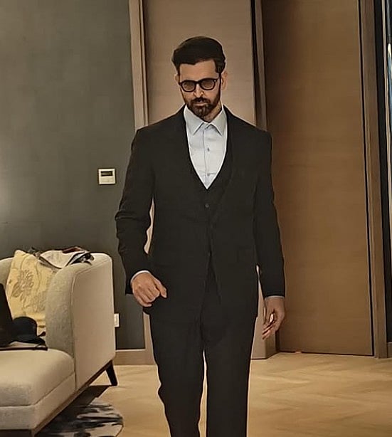 सिनेजीवन: बॉर्डर-2 से दिलजीत दोसांझ ने शेयर की अनसीन फोटो और कभी दो शब्द बोलने में भी कतराते थे ऋतिक