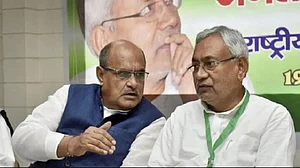 नीतीश कुमार के पुराने और सबसे विश्वस्त साथी केसी त्यागी हुए अलग, नए रास्ते की तलाश में जुटे