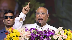 कांग्रेस ने 45 दिवसीय राष्ट्रव्यापी ‘मनरेगा बचाओ संग्राम’ शुरू किया, ‘VB-GRAM-G बिल को वापस लेने की मांग