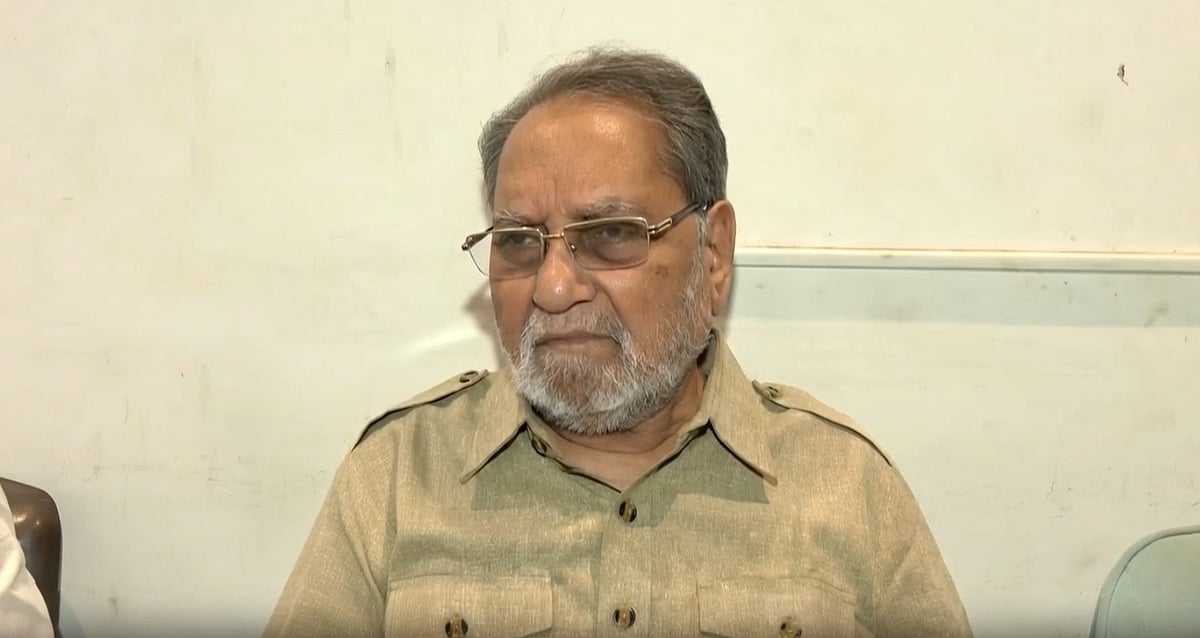 'खुद कानून तोड़ती है बीजेपी सरकार, चुनाव आयोग कठपुतली बना', कांग्रेस ने 'लाडली बहना योजना' की किस्त को लेकर उठाए सवाल
