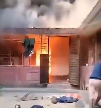 बांग्लादेश: नहीं थम रही अल्पसंख्यकों के खिलाफ हिंसा, हिंदू टीचर के घर को किया आग के हवाले, 24 दिनों में नौवीं घटना