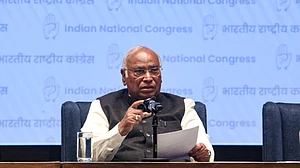 अफगानिस्तान में पाकिस्तान की बर्बरता की कांग्रेस ने निंदा की, कहा- इस कठिन क्षण में, हम अपने अफगान पड़ोसियों के साथ